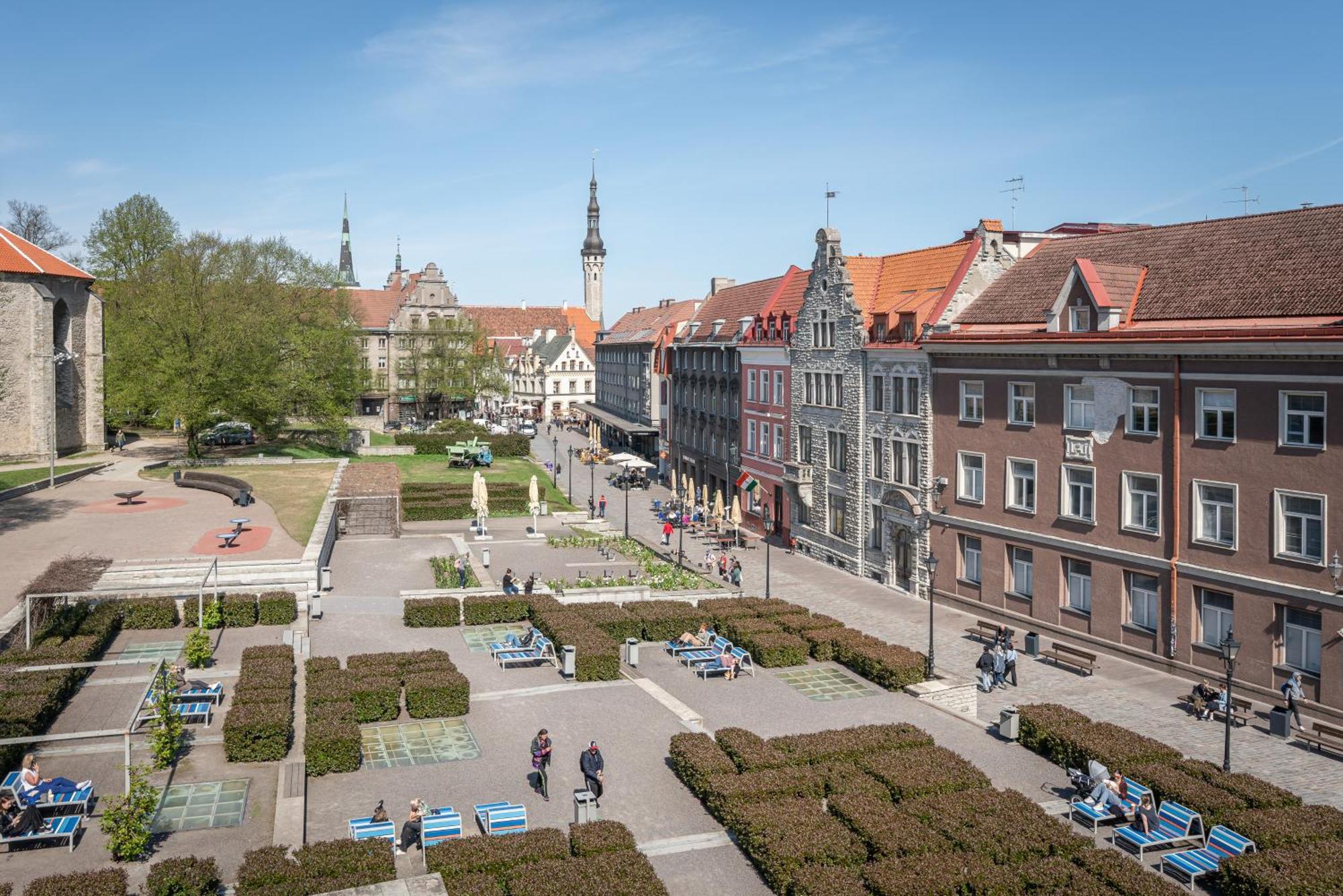 Old Town - Rueuetli Apartment Tallinn Bagian luar foto